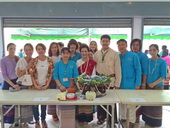 Medical Library participated in Songkran Festival of Faculty and pay respects to elders of library staffs.