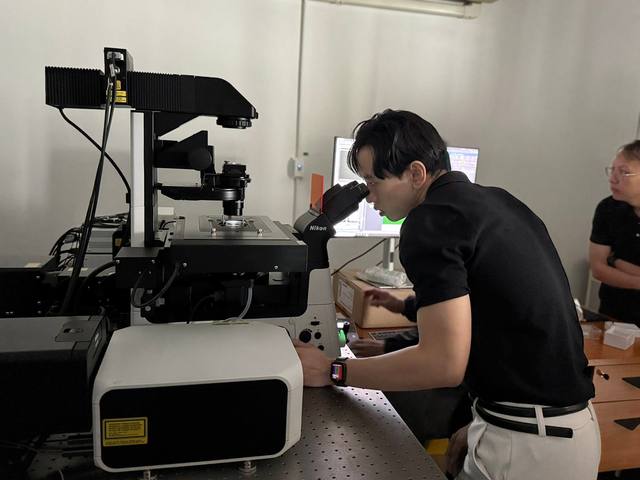 ผู้เข้าอบรมใช้งานกล้อง Nikon Ti2-E