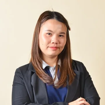 กวินนา นาทศรีทา